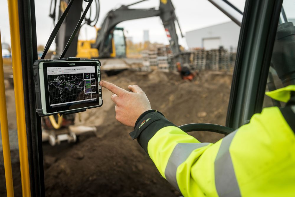 Handheld Algiz 8 X Rugged Pcap Tablet